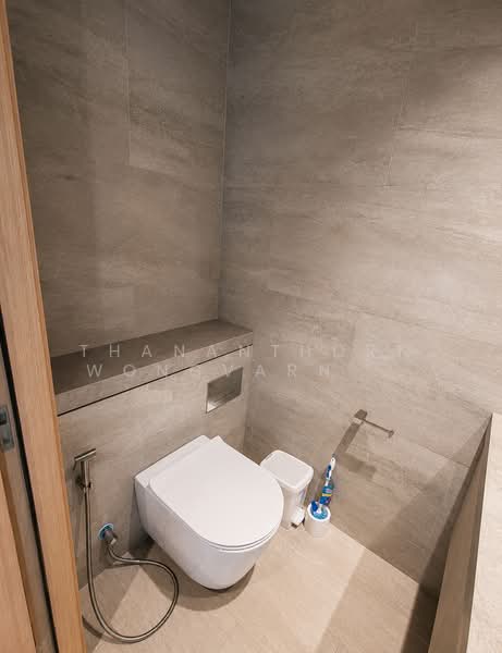 The Lofts Silom, Bangkok, Pramuan Road, Silom, Bang Rak, Bangkok, 2 Bedrooms, 75 sqm, Condo For Rent, by Thananthorn Wongvarnkaseam, 500442071 - DDproperty.com