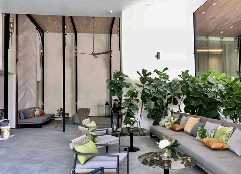 The Lofts Silom : เดอะ ลอฟท์ สีลม, กรุงเทพ, ถนนประมวญ, สีลม, บางรัก, กรุงเทพ, 75 ตร.ม., คอนโด ให้เช่า, โดย Thananthorn Wongvarnkaseam, 500442071 - DDproperty.com