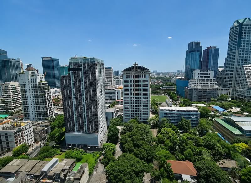 The Lofts Silom, Bangkok, Pramuan Road, Silom, Bang Rak, Bangkok, 2 Bedrooms, 75 sqm, Condo For Rent, by Thananthorn Wongvarnkaseam, 500442071 - DDproperty.com