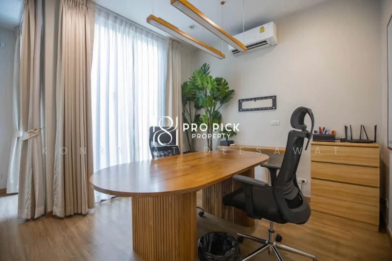 For Rent Town Home Ekkamai - Ramintra Sukhonthasawat Lat Phrao Bangkok PP-00458, Bangkok, ประเสริฐมนูญกิจ, Lat Phrao, Bangkok, 4 Bedrooms, 241 sqm, Townhouse For Rent, by Konrarat Deesawat, 500442101 - DDproperty.com