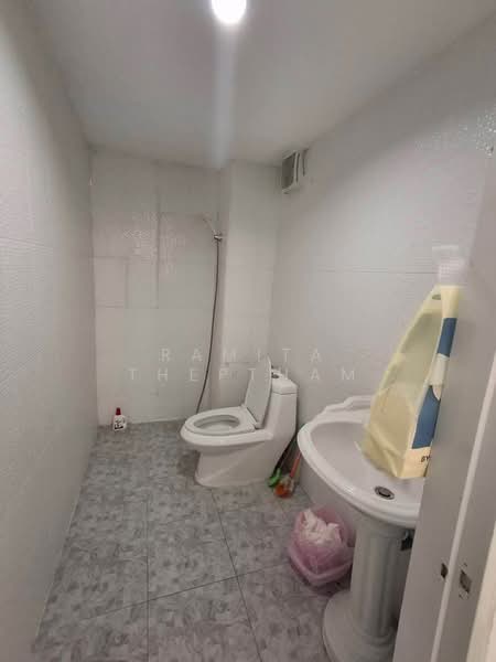 3-BR Townhouse, Bangkok, Suan Luang, Bangkok, 3 Bedrooms, 450 sqm, Townhouse For Rent, by Ramita Theptham, 500442127 - DDproperty.com