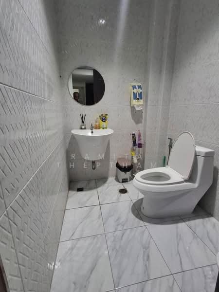 3-BR Townhouse, Bangkok, Suan Luang, Bangkok, 3 Bedrooms, 450 sqm, Townhouse For Rent, by Ramita Theptham, 500442127 - DDproperty.com