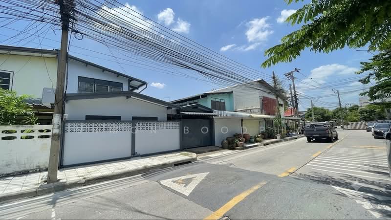 Nakkila Laem Thong Village, Bangkok, Saphan Sung, Bangkok, 2 Bedrooms, 112 sqm, Single Detached House For Sale, by Vimon Boodpha, 500442147 - DDproperty.com