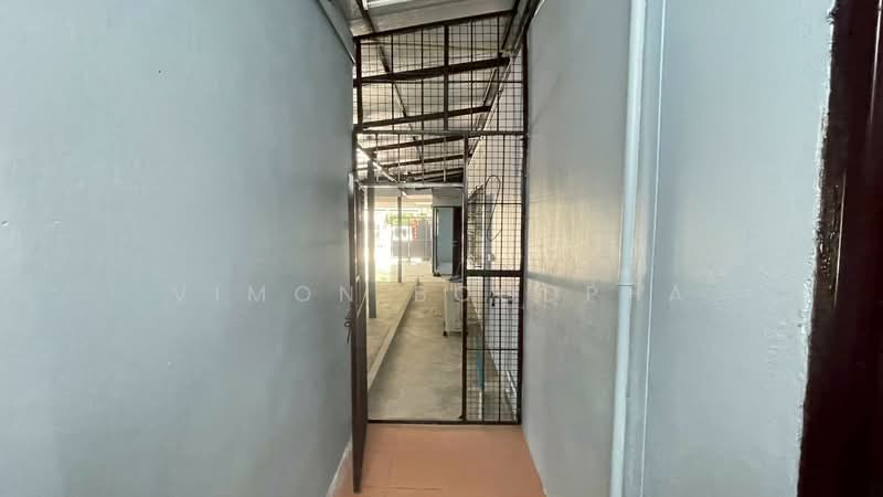 Nakkila Laem Thong Village, Bangkok, Saphan Sung, Bangkok, 2 Bedrooms, 112 sqm, Single Detached House For Sale, by Vimon Boodpha, 500442147 - DDproperty.com