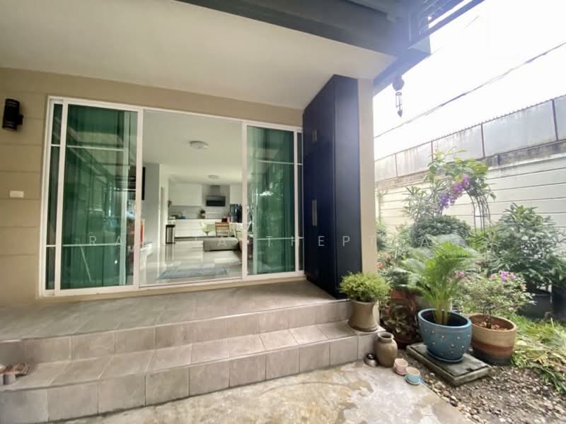 Town Avenue Rama 9, Bangkok, Soi Krungthep Kreetha 7, Hua Mak, Bang Kapi, Bangkok, 3 Bedrooms, 200 sqm, Townhouse For Rent, by Ramita Theptham, 500442186 - DDproperty.com
