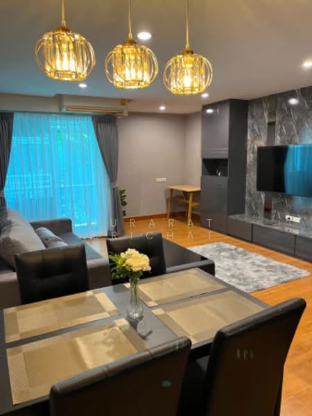Le Cosi Ekamai 28, Bangkok, Sukhumvit, Khlong Tan Nua, Watthana, Bangkok, 2 Bedrooms, 82 sqm, Condo For Rent, by Jurarat Srichat, 500442357 - DDproperty.com