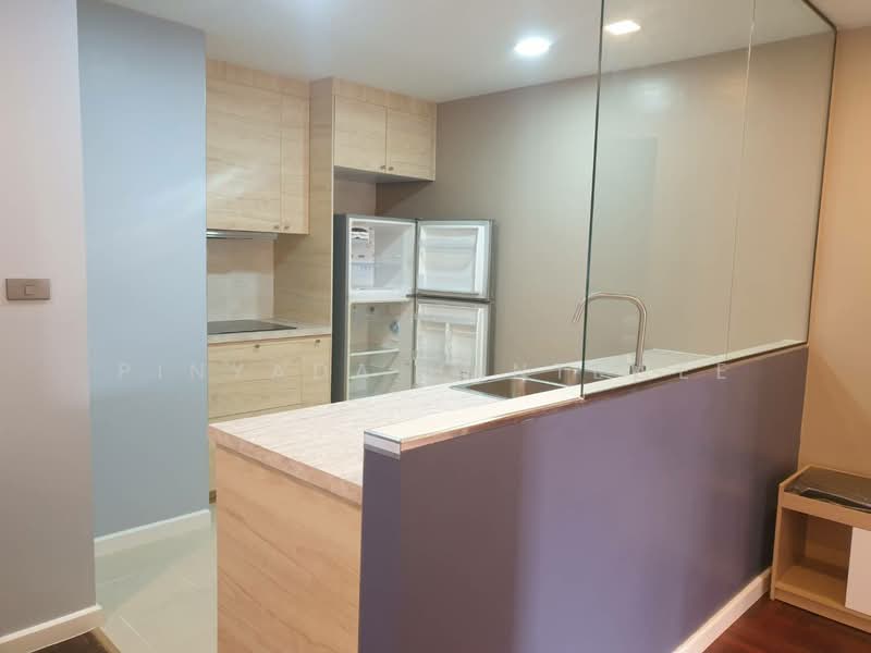 Supalai Place Sukhumvit 39, Bangkok, 175-179 Soi Sukhumvit 39 Sukhumvit Road, Khlong Tan Nua, Watthana, Bangkok, 3 Bedrooms, 120 sqm, Condo For Rent, by Pinyada Hantewee, 500442384 - DDproperty.com