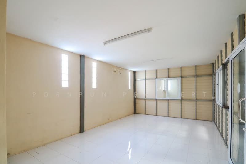 Warehouse for Rent with Office |Sukhumvit Road 332, Pattaya–Sattahip, Chonburi | Near U, Chon Buri (Pattaya), Bang Sa-re, Sattahip, Chon Buri (Pattaya), , 400 sqm, Warehouse/Factory For Rent, by Pornpun Promlert, 500442485 - DDproperty.com