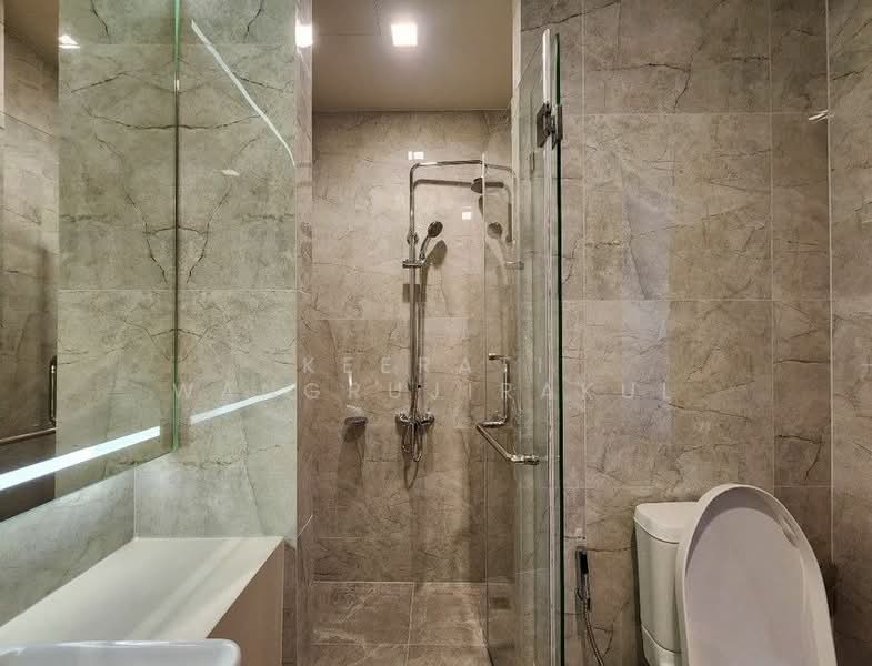 Noble Around Sukhumvit 33, Bangkok, 17 Soi Sukhumvit 33, Khlong Tan Nua, Watthana, Bangkok, 1 Bedroom, 36 sqm, Condo For Rent, by Keerati Wangrujirakul, 500442487 - DDproperty.com