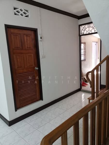 Soi Chan 13, Bangkok, จันทน์ 13, Chong Nonsi, Yan Nawa, Bangkok, 2 Bedrooms, 250 sqm, Townhouse For Rent, by Napittha Tiyapanitkun, 500442496 - DDproperty.com