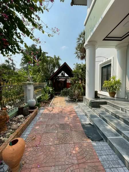 ขายบ้านเดี่ยวหรู วินด์มิลล์ บางนา (Windmill Bangna) 109 ตร.ว. 4 ห้องนอน บ้านในสนามกอล์ฟ ทำเลดี, Samut Prakan, Bangphli Yai, Bang Plee, Samut Prakan, 4 Bedrooms, 436 sqm, Single Detached House For Sale, by คุณเอ๋, 500442537 - DDproperty.com