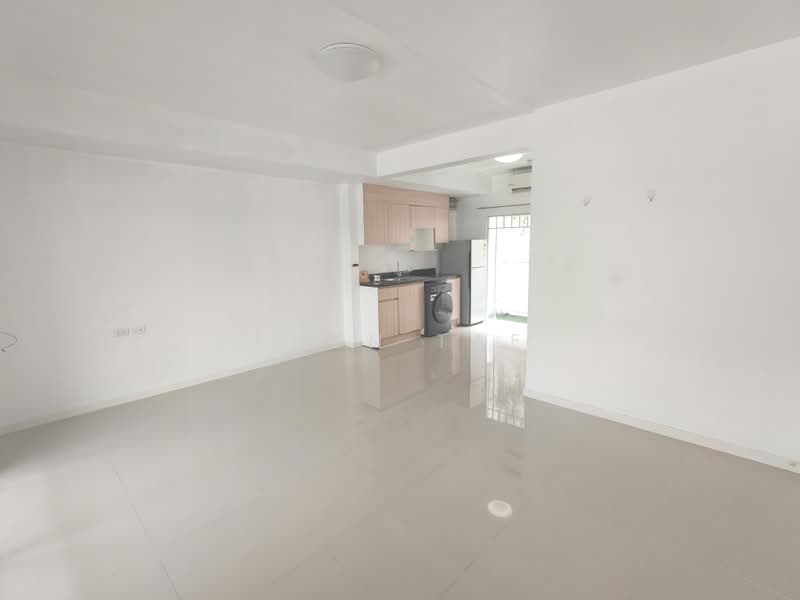 Indy Bangna km.7(1), Samut Prakan, Bangna-Trad Road, Bang Kaeo, Bang Plee, Samut Prakan, 2 Bedrooms, 120 sqm, Townhouse For Rent, by Khun Tae, 500442554 - DDproperty.com