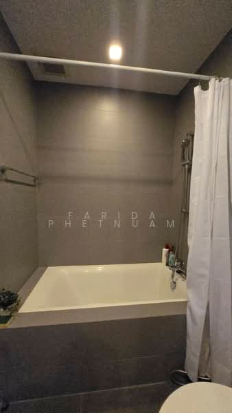 Noble ReD : โนเบิล รีดี, กรุงเทพ, 8 Phahon Yothin Road, Ari 1, Samsen Nai Subdistrict, Phaya Thai District, Bangkok, สามเสนใน, พญาไท, กรุงเทพ, 53 ตร.ม., คอนโด ให้เช่า, โดย Farida Phetnuam, 500442573 - DDproperty.com