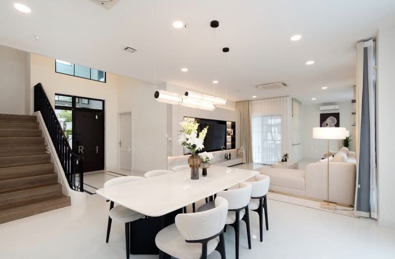 Nantawan Rama 9 - New Krungthepkreetha, Bangkok, Saphan Sung, Bangkok, 4 Bedrooms, 380 sqm, Single Detached House For Sale, by Sirithong Saetang, 500442579 - DDproperty.com