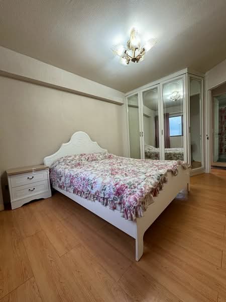 Thonglor Tower, Bangkok, Soi Thonglor, Sukhumvit 55 Road, Khlongtoei Nua, Watthana, Bangkok, 2 Bedrooms, 49 sqm, Condo For Rent, by Super B Estate Co., Ltd, 500442623 - DDproperty.com
