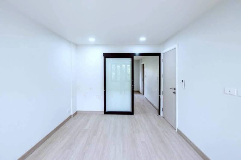 ทาวน์โฮม ทาวน์เฮาส์, Bangkok, พัฒนาการ, Phatthanakan, Suan Luang, Bangkok, 4 Bedrooms, 220 sqm, Townhouse For Sale, by คัทยวรรณ หิรัญจิโรจน์, 500442626 - DDproperty.com