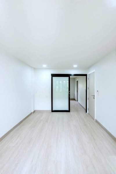 ทาวน์โฮม ทาวน์เฮาส์, Bangkok, พัฒนาการ, Phatthanakan, Suan Luang, Bangkok, 4 Bedrooms, 220 sqm, Townhouse For Sale, by คัทยวรรณ หิรัญจิโรจน์, 500442626 - DDproperty.com