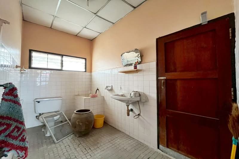 โชคชัย 4 ซอย 57, Bangkok, Lat Phrao, Bangkok, 2 Bedrooms, 140 sqm, Townhouse For Sale, by คุณเดย์, 500442641 - DDproperty.com