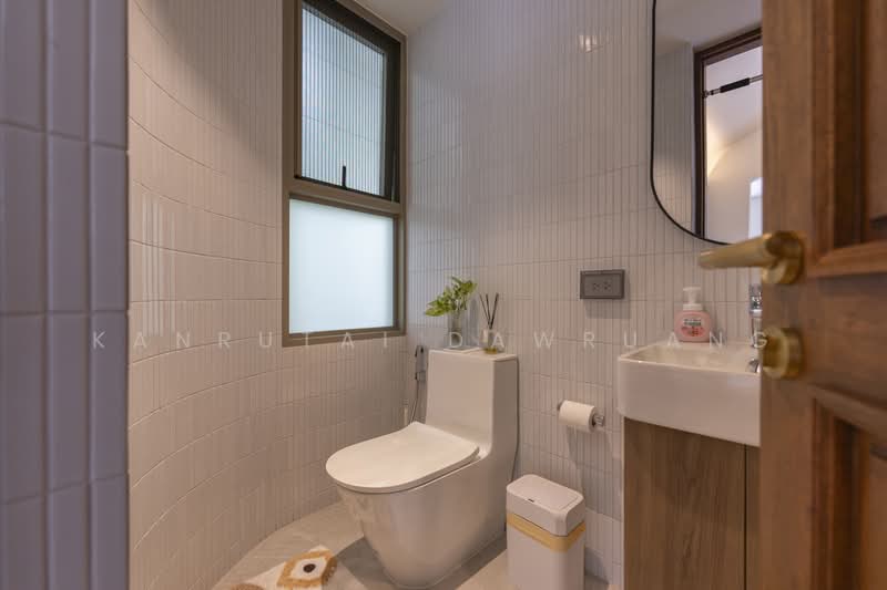 Narasiri Krungthep Kreetha, Bangkok, 69 Soi Pracha Ruamjai, Hua Mak, Bang Kapi, Bangkok, 4 Bedrooms, 600 sqm, Single Detached House For Sale, by Kanrutai Dawruang, 500442656 - DDproperty.com