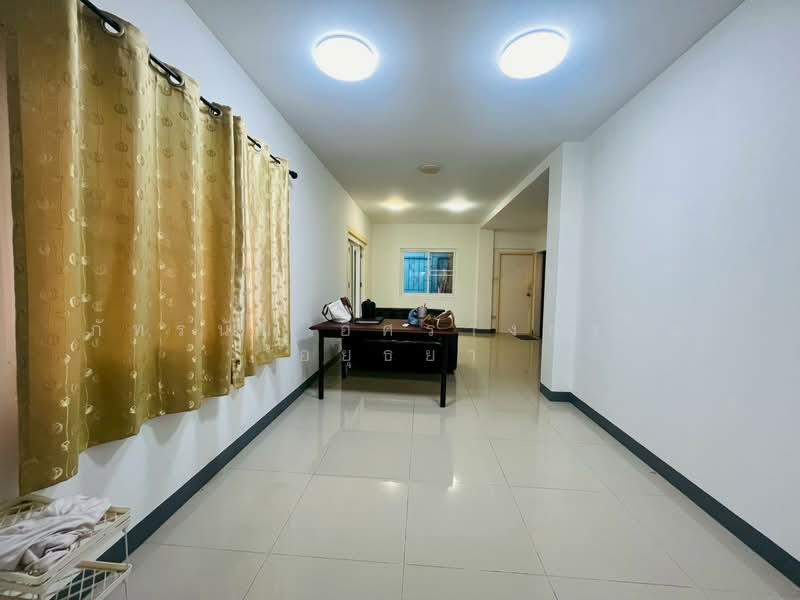 หมู่บ้านเพอร์เฟคโซน รังสิต-บางพูน, Pathum Thani, Ban Klang, Muang Pathum Thani, Pathum Thani, 4 Bedrooms, 161 sqm, Townhouse For Rent, by ภัทรนัน อิศรางกูร ณ อยุธยา, 500442667 - DDproperty.com