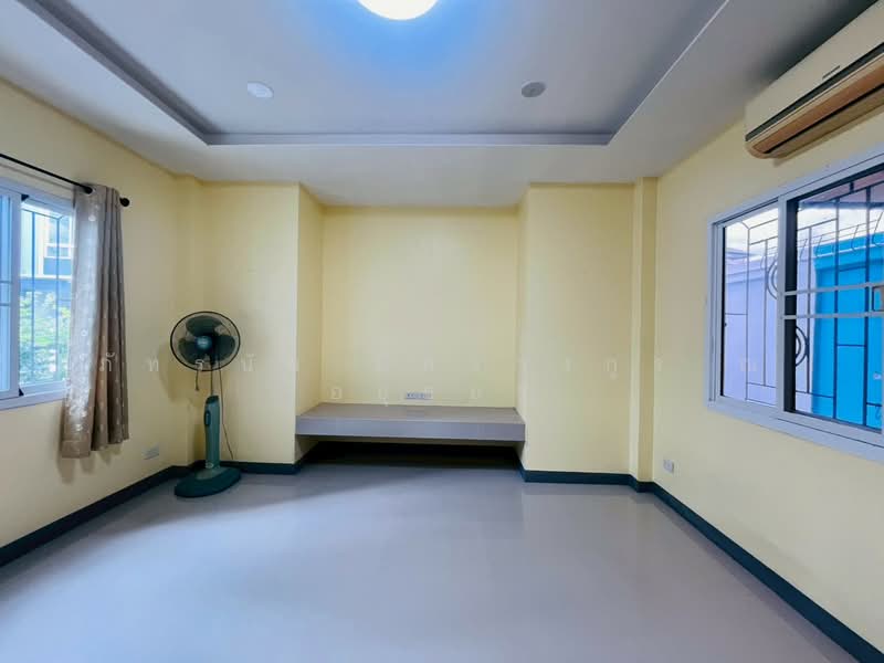 หมู่บ้านเพอร์เฟคโซน รังสิต-บางพูน, Pathum Thani, Ban Klang, Muang Pathum Thani, Pathum Thani, 4 Bedrooms, 161 sqm, Townhouse For Rent, by ภัทรนัน อิศรางกูร ณ อยุธยา, 500442667 - DDproperty.com