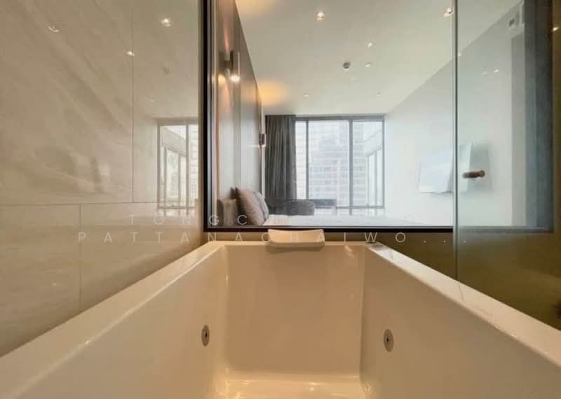 ASHTON Silom, Bangkok, 166 Silom Road, Bang Rak, Bangkok, 2 Bedrooms, 72 sqm, Condo For Rent, by Tongchompoo Pattanachaiwongkoon, 500442684 - DDproperty.com