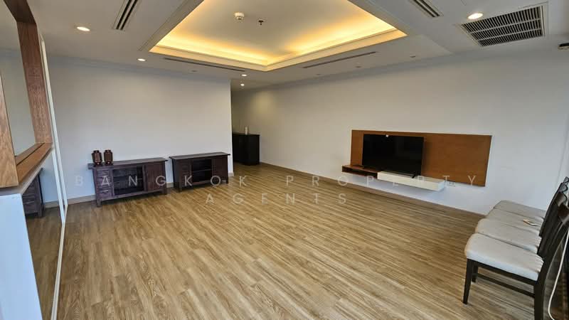 New House condominium, Bangkok, Ploenchit, Lumphini, Pathum Wan, Bangkok, 2 Bedrooms, 135 sqm, Condo For Rent, by BANGKOK PROPERTY AGENTS, 500442711 - DDproperty.com