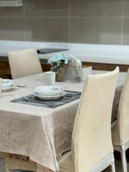 Rhythm Sukhumvit 50, Bangkok, 8 Sukhumvit 50, Sukhumvit Road, Phra Kanong, Khlong Toei, Bangkok, 2 Bedrooms, 65 sqm, Condo For Rent, by Tongchompoo Pattanachaiwongkoon, 500442726 - DDproperty.com