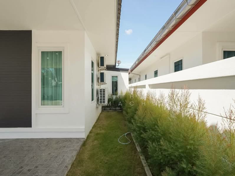 Garden Ville 2, Chon Buri (Pattaya), Huai Yai, Bang Lamung (Pattaya), Chon Buri (Pattaya), 4 Bedrooms, 420 sqm, Single Detached House For Sale, by Nahathai Boonmachay, 500442735 - DDproperty.com