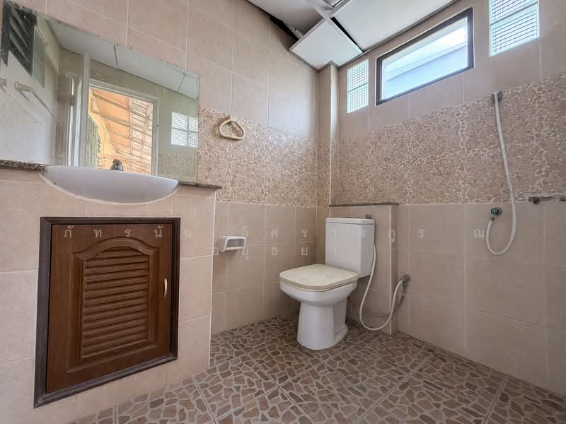 Nanthawan Sent 2, Bangkok, Krathum Rai, Nong Chok, Bangkok, 3 Bedrooms, 164 sqm, Semi-Detached House (Twin House) For Sale, by ภัทรนัน อิศรางกูร ณ อยุธยา, 500442771 - DDproperty.com
