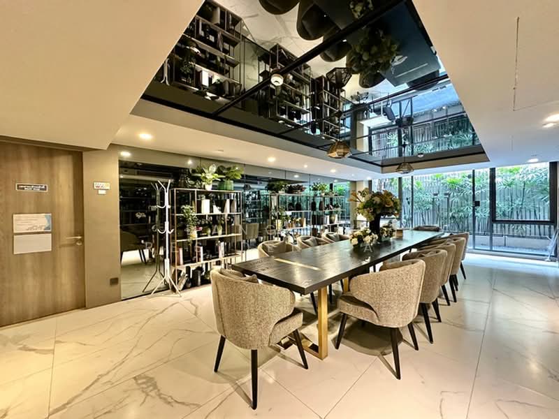 Klass Sarasin-Rajdamri, Bangkok, 229 Sarasin Road, Lumphini, Pathum Wan, Bangkok, 2 Bedrooms, 110 sqm, Villa For Rent, by Bangkok Residential, 500442783 - DDproperty.com