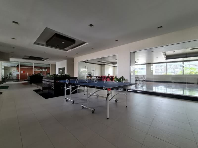Newton Tower, Bangkok, Soi Sukhumvit 6, Khlong Toei, Bangkok, 3 Bedrooms, 198 sqm, Condo For Rent, by Bangkok Residential, 500442798 - DDproperty.com