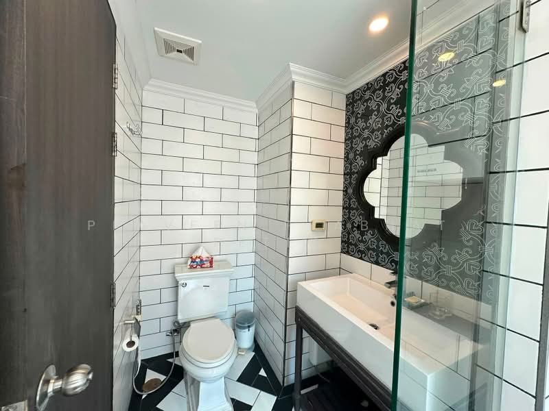 Venetian Signature Condo Resort Pattaya, Chon Buri (Pattaya), Na Jomtien Rd., Nong Pru, Bang Lamung (Pattaya), Chon Buri (Pattaya), 2 Bedrooms, 57 sqm, Condo For Rent, by Praveen Peter, 500442806 - DDproperty.com