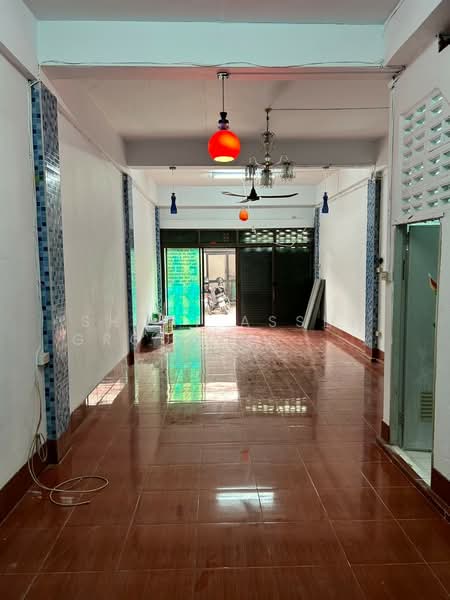 Commercial buildings at Chiang Mai Moat, Chiang Mai, Phra Singh, Muang Chiang Mai, Chiang Mai, , 64 sqm, Shophouse For Sale, by Shori Asset Group Co., Ltd., 500442810 - DDproperty.com