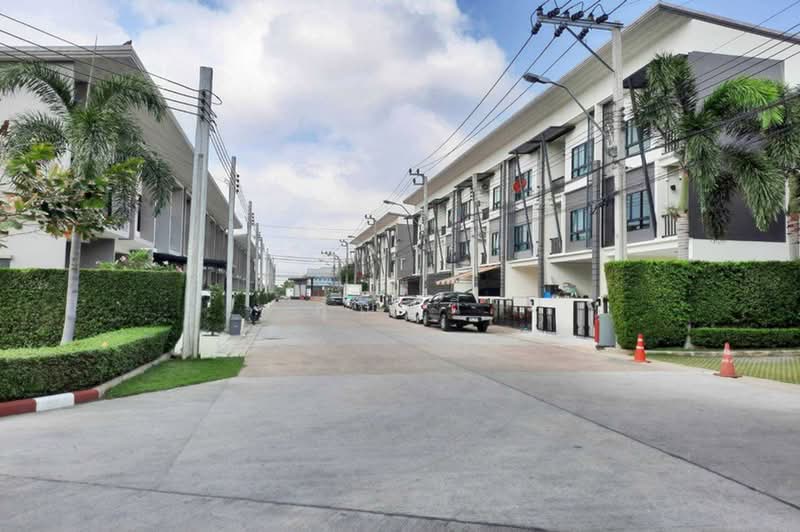 Casa City Pracha-u-tid 90, Samut Prakan, Soi Pracha-u-tid 90, Pracha-u-tid 90 Road, Ban Khlong Suan, Phra Samut Jadee, Samut Prakan, 3 Bedrooms, 167 sqm, Townhouse For Sale, by คุณสินี, 500442812 - DDproperty.com