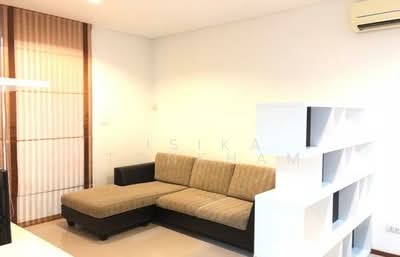 For Rent - Villa Sathorn, Bangkok