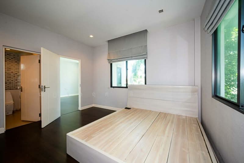 Setthasiri Onnut-Srinakarin, Bangkok, Chaloem Phrakiat Ratchakan Thi 9 Road, Prawet, Bangkok, 4 Bedrooms, 270 sqm, Single Detached House For Rent, by ณัฏฐกฤศ สิงหบุตร, 500442827 - DDproperty.com