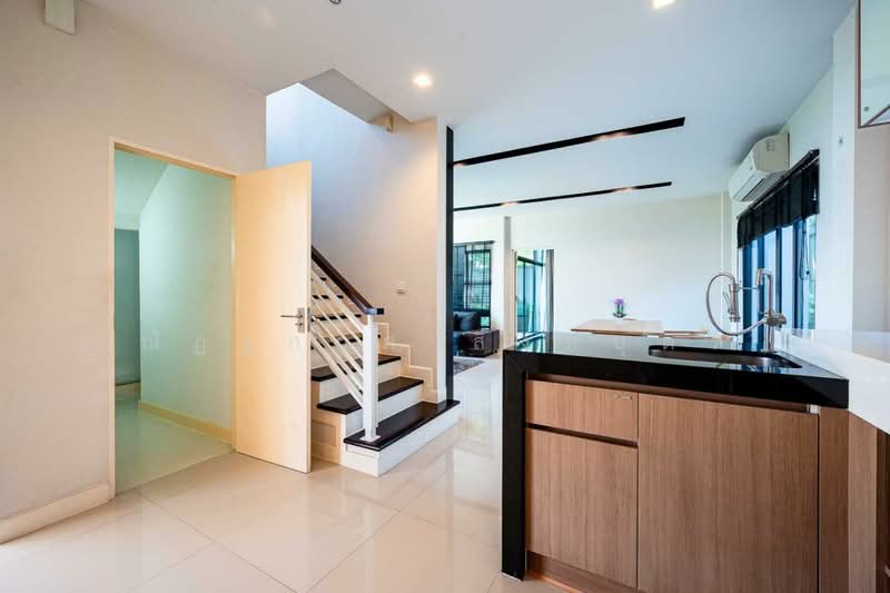Setthasiri Onnut-Srinakarin, Bangkok, Chaloem Phrakiat Ratchakan Thi 9 Road, Prawet, Bangkok, 4 Bedrooms, 270 sqm, Single Detached House For Rent, by ณัฏฐกฤศ สิงหบุตร, 500442827 - DDproperty.com