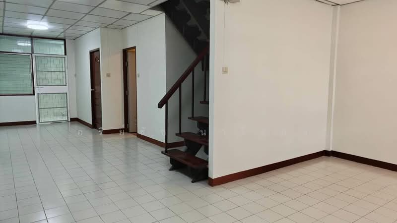 12,000บาท, Bangkok, ลาดพร้าว71, Lat Phrao, Bangkok, 3 Bedrooms, 20 sqm, Townhouse For Rent, by อริย์ธัช นาใจคง, 500442846 - DDproperty.com