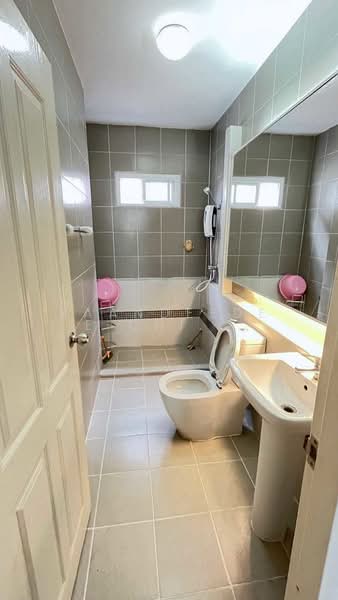 A house for rent near 89 Plaza, Chiang Mai Rental Price: 20,000 THB / month Property ID: No.15H582, Chiang Mai, Nong Phung, Saraphi, Chiang Mai, 3 Bedrooms, 150 sqm, Single Detached House For Rent, by Baandeedee Chiangmai, 500442847 - DDproperty.com