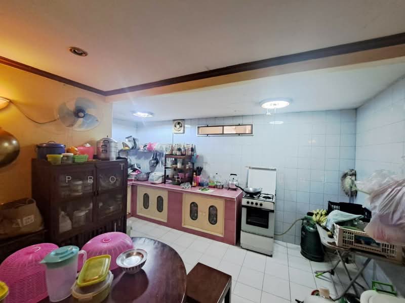 ดารารัตน์, นครสวรรค์, นครสวรรค์ตก, เมืองนครสวรรค์, นครสวรรค์, 100 ตร.ม., ทาวน์เฮ้าส์ ขาย, โดย The Best Property เบ็นซ์, 500442879 - DDproperty.com