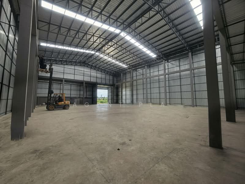 Brand-New Warehouse for Rent – Sridan 22, Near BTS Si Bearing, ready to move in (SPSP665), Samut Prakan, ศรีด่าน 22, Samrong Nua, Muang Samut Prakarn, Samut Prakan, , 800 sqm, Warehouse/Factory For Rent, by Agent Pla, 500442973 - DDproperty.com
