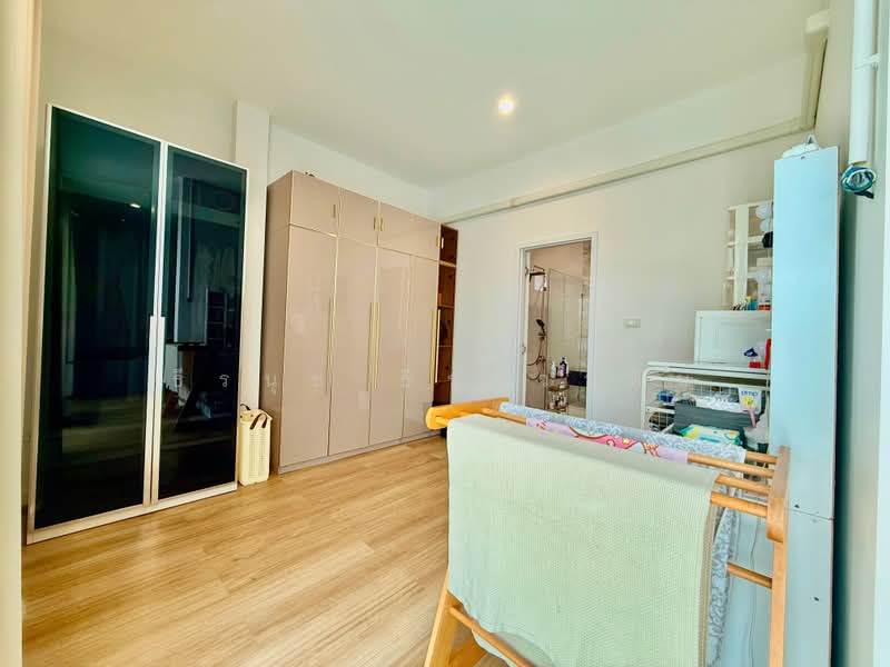 2-Story Modern Luxury Detached House for Sale in Phutthabucha 34, Bangkok, พุทธบูชา 34, Bangmot, Thung Khru, Bangkok, 3 Bedrooms, 244 sqm, Single Detached House For Sale, by ธีรนุช ธีระวาทิน, 500442996 - DDproperty.com