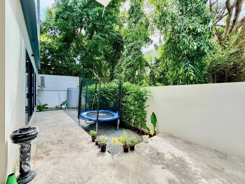 2-Story Modern Luxury Detached House for Sale in Phutthabucha 34, Bangkok, พุทธบูชา 34, Bangmot, Thung Khru, Bangkok, 3 Bedrooms, 244 sqm, Single Detached House For Sale, by ธีรนุช ธีระวาทิน, 500442996 - DDproperty.com