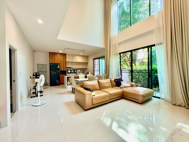 บ้านเดี่ยว 2 ชั้น สไตล์ Modern Luxury ย่านพุทธบูชา 34, กรุงเทพ, พุทธบูชา 34, บางมด, ทุ่งครุ, กรุงเทพ, 244 ตร.ม., บ้านเดี่ยว ขาย, โดย ธีรนุช ธีระวาทิน, 500442996 - DDproperty.com
