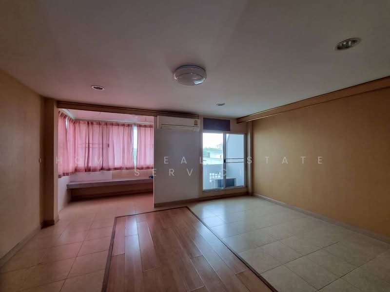 ทาวน์โฮม ปรีดีพนมยงค์ 26 ซอยพัฒนเวศม์ 3, Bangkok, Phra Kanong Nua, Watthana, Bangkok, 4 Bedrooms, 305 sqm, Townhouse For Sale, by HOME Real Estate Service, 500442997 - DDproperty.com