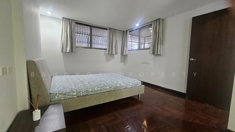 Premier Condominium, Bangkok, Sukhumvit 24 Alley, Khong Tan, Khlong Toei, Bangkok, 2 Bedrooms, 121 sqm, Condo For Rent, by BANGKOK PROPERTY AGENTS, 500443075 - DDproperty.com