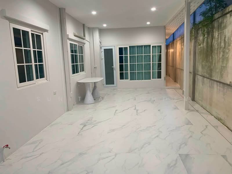 Grandio Bangna KM.5 : แกรนดิโอ บางนา กม.5, Samut Prakan, ถนนบัวนครินทร์, Bang Kaeo, Bang Plee, Samut Prakan, 5 Bedrooms, 260 sqm, Single Detached House For Rent, by Sunitra Sachdev, 500443093 - DDproperty.com