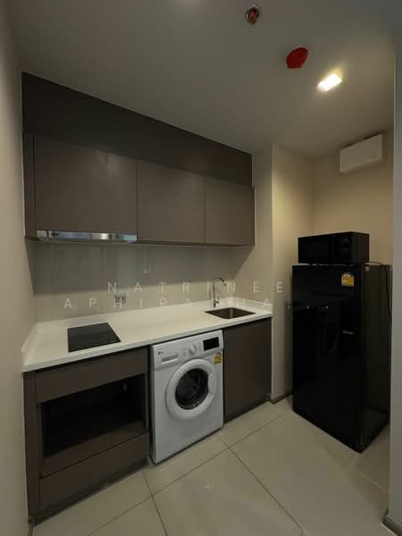 Life Ladprao Valley, Bangkok, Phaholyothin Road, Jom Phon, Chatuchak, Bangkok, 1 Bedroom, 36 sqm, Condo For Rent, by Natrinee Aphirachatanon, 500443118 - DDproperty.com