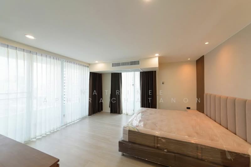 D.S. Tower 1 Sukhumvit 33, Bangkok, Soi Phrom Chit, Khlong Tan Nua, Watthana, Bangkok, 3 Bedrooms, 249 sqm, Condo For Rent, by Natrinee Aphirachatanon, 500443185 - DDproperty.com